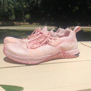 Nike pink metcons